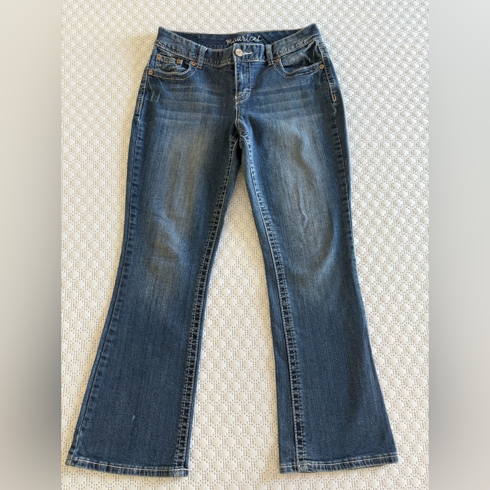 Maurice’s curvy fit mid rise, classic flare jeans, size 7/8 short